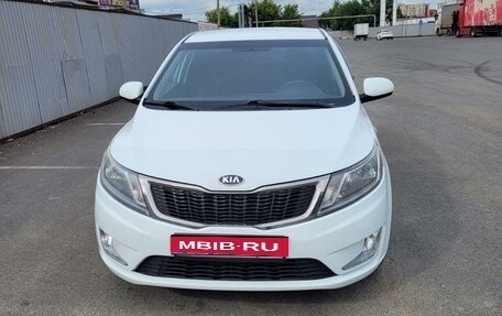 KIA Rio III рестайлинг, 2013 год, 910 000 рублей, 1 фотография