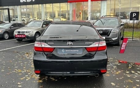 Toyota Camry, 2016 год, 2 250 000 рублей, 4 фотография