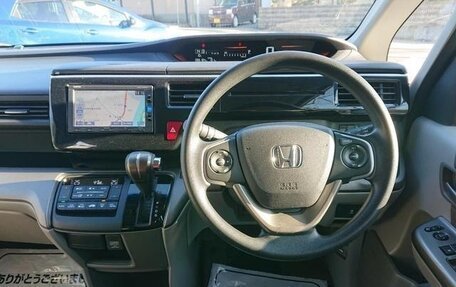 Honda Stepwgn IV, 2016 год, 1 443 000 рублей, 8 фотография