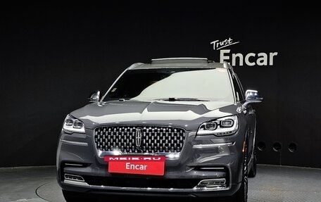 Lincoln Aviator II, 2021 год, 4 910 000 рублей, 2 фотография