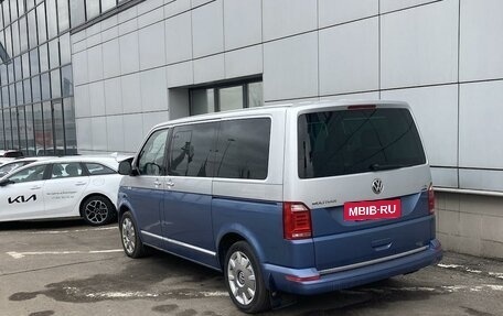 Volkswagen Caravelle T6 рестайлинг, 2016 год, 3 150 000 рублей, 3 фотография