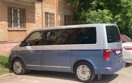 Volkswagen Caravelle T6 рестайлинг, 2016 год, 3 150 000 рублей, 13 фотография