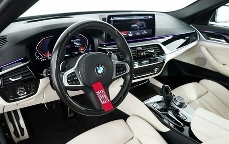 BMW 5 серия, 2021 год, 7 400 000 рублей, 12 фотография