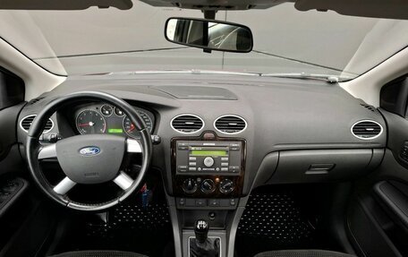 Ford Focus II рестайлинг, 2005 год, 379 000 рублей, 17 фотография