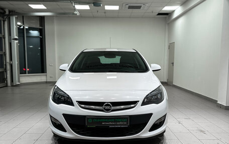 Opel Astra J, 2014 год, 895 000 рублей, 2 фотография