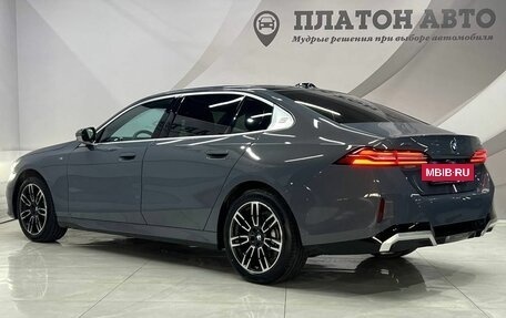 BMW 5 серия, 2024 год, 9 590 000 рублей, 11 фотография