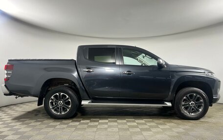 Mitsubishi L200 IV рестайлинг, 2022 год, 3 899 000 рублей, 4 фотография