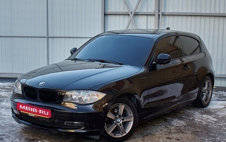 BMW 1 серия, 2010 год, 885 000 рублей, 4 фотография