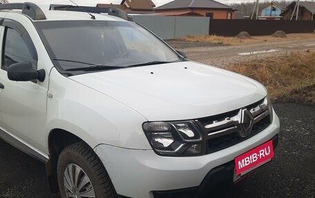 Renault Duster I рестайлинг, 2016 год, 950 000 рублей, 2 фотография