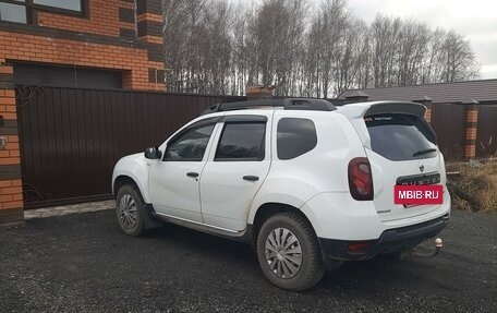 Renault Duster I рестайлинг, 2016 год, 950 000 рублей, 3 фотография