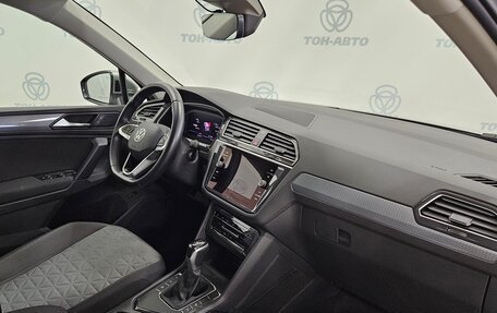 Volkswagen Tiguan II, 2021 год, 3 255 000 рублей, 15 фотография