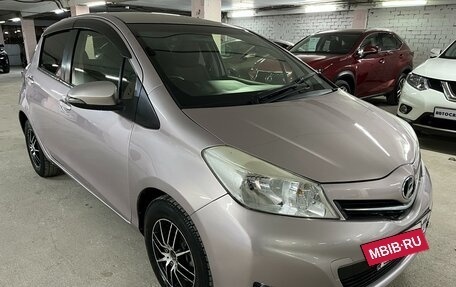 Toyota Vitz, 2012 год, 760 000 рублей, 3 фотография