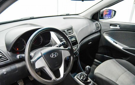 Hyundai Solaris II рестайлинг, 2013 год, 737 000 рублей, 10 фотография