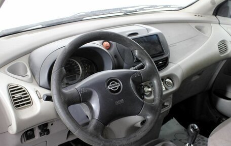 Nissan Almera Tino i, 2001 год, 195 000 рублей, 13 фотография