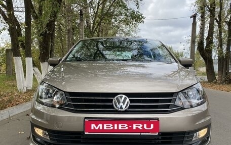 Volkswagen Polo VI (EU Market), 2015 год, 1 400 000 рублей, 1 фотография