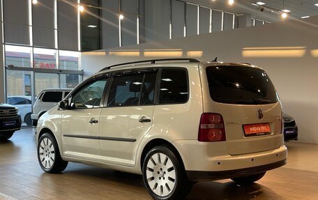 Volkswagen Touran III, 2010 год, 1 250 000 рублей, 7 фотография