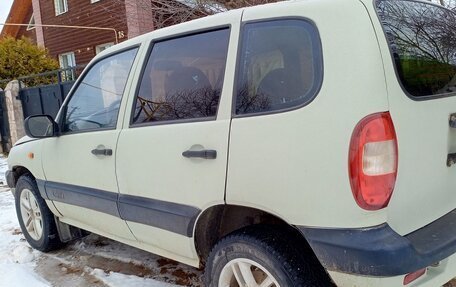 Chevrolet Niva I рестайлинг, 2003 год, 264 000 рублей, 3 фотография