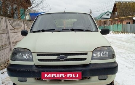 Chevrolet Niva I рестайлинг, 2003 год, 264 000 рублей, 2 фотография