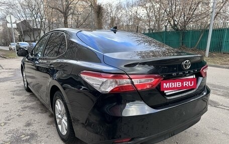 Toyota Camry, 2019 год, 2 150 000 рублей, 4 фотография