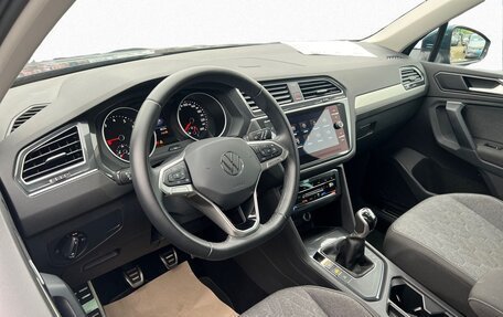 Volkswagen Tiguan II, 2024 год, 4 837 602 рублей, 5 фотография