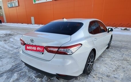 Toyota Camry, 2021 год, 3 600 000 рублей, 3 фотография