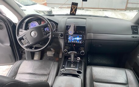 Volkswagen Touareg III, 2008 год, 1 135 000 рублей, 10 фотография