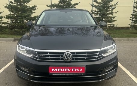 Volkswagen Passat B8 рестайлинг, 2018 год, 2 950 000 рублей, 1 фотография