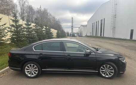 Volkswagen Passat B8 рестайлинг, 2018 год, 2 950 000 рублей, 5 фотография