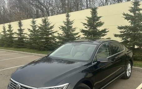 Volkswagen Passat B8 рестайлинг, 2018 год, 2 950 000 рублей, 12 фотография