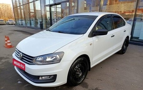 Volkswagen Polo VI (EU Market), 2016 год, 1 012 000 рублей, 1 фотография