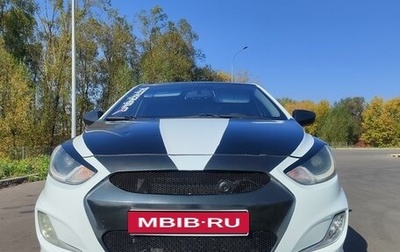 Hyundai Solaris II рестайлинг, 2013 год, 850 000 рублей, 1 фотография