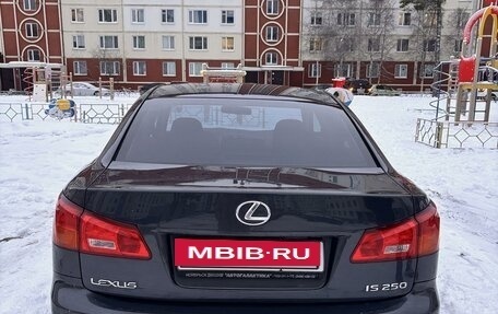 Lexus IS II рестайлинг 2, 2006 год, 1 550 000 рублей, 4 фотография