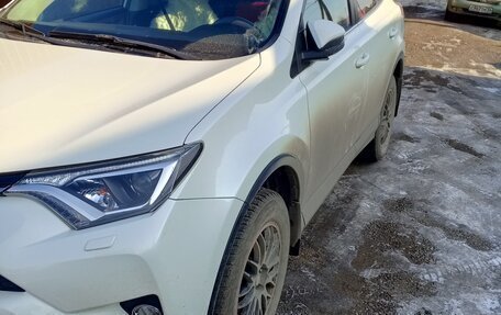 Toyota RAV4, 2017 год, 3 200 000 рублей, 5 фотография