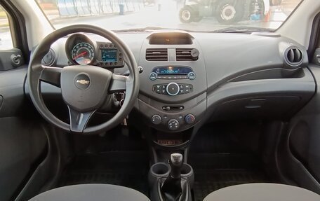 Chevrolet Spark III, 2011 год, 725 000 рублей, 8 фотография