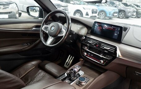 BMW 5 серия, 2019 год, 4 470 000 рублей, 12 фотография