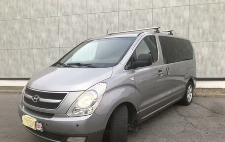 Hyundai H-1 II рестайлинг, 2011 год, 1 300 000 рублей, 5 фотография