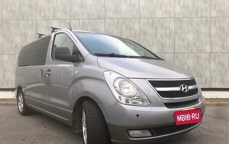 Hyundai H-1 II рестайлинг, 2011 год, 1 300 000 рублей, 7 фотография