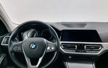 BMW 3 серия, 2019 год, 2 770 000 рублей, 11 фотография