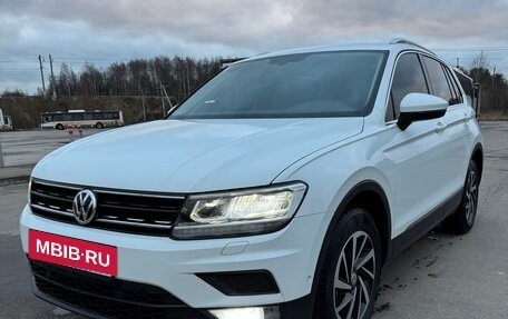 Volkswagen Tiguan II, 2018 год, 3 400 000 рублей, 12 фотография