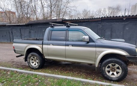 Mitsubishi L200 III рестайлинг, 2005 год, 900 000 рублей, 3 фотография