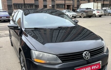 Volkswagen Jetta VI, 2012 год, 950 000 рублей, 1 фотография