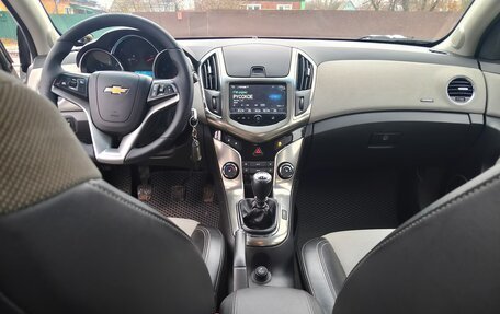 Chevrolet Cruze II, 2013 год, 935 000 рублей, 7 фотография