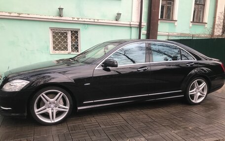 Mercedes-Benz S-Класс, 2011 год, 2 200 000 рублей, 9 фотография