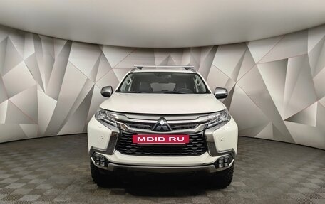 Mitsubishi Pajero Sport III рестайлинг, 2017 год, 3 387 700 рублей, 7 фотография