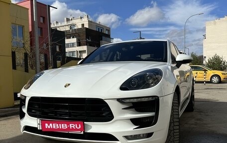 Porsche Macan I рестайлинг, 2015 год, 3 120 000 рублей, 2 фотография