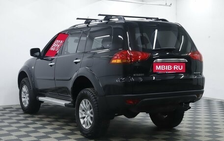 Mitsubishi Pajero Sport II рестайлинг, 2015 год, 1 895 000 рублей, 2 фотография