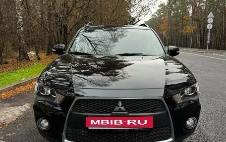 Mitsubishi Outlander III рестайлинг 3, 2011 год, 1 450 000 рублей, 1 фотография