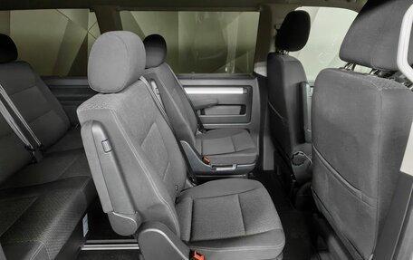 Volkswagen Multivan T6 рестайлинг, 2019 год, 4 999 700 рублей, 12 фотография