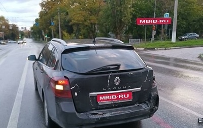 Renault Laguna III рестайлинг, 2010 год, 1 фотография