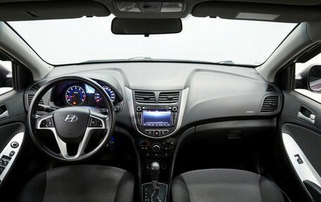 Hyundai Solaris II рестайлинг, 2013 год, 890 000 рублей, 10 фотография